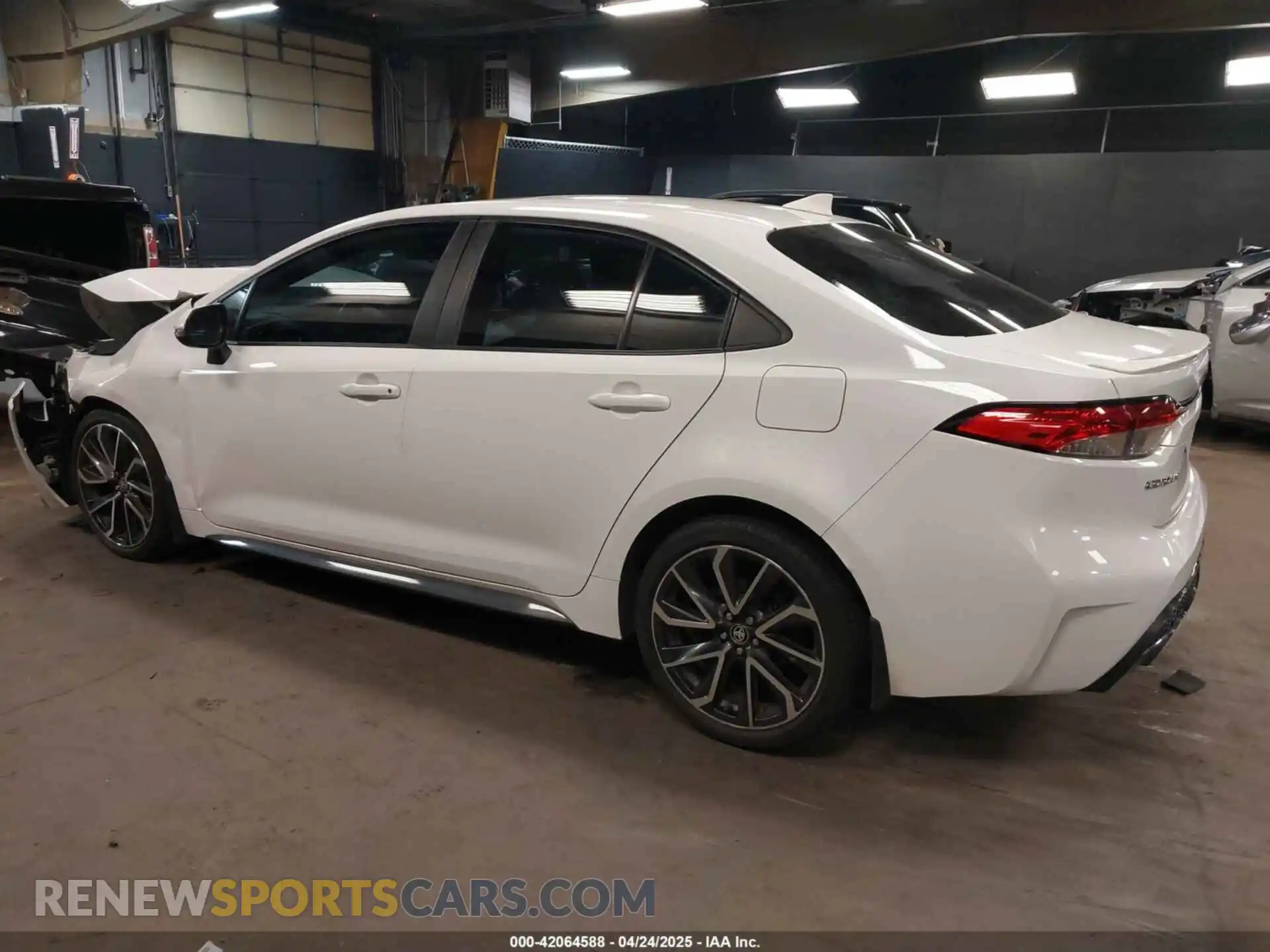 3 Photograph of a damaged car 5YFP4RCE3LP013060 TOYOTA COROLLA 2020