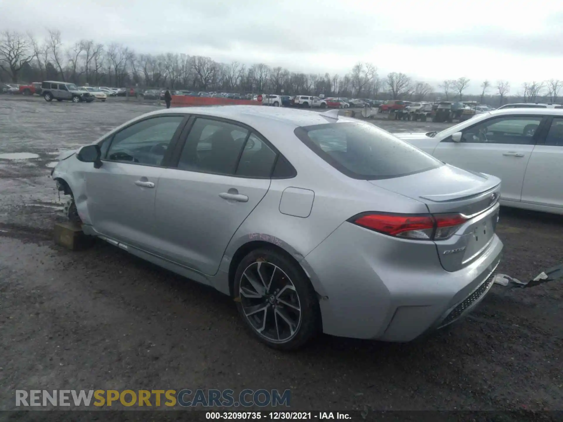 3 Photograph of a damaged car 5YFP4RCE3LP027184 TOYOTA COROLLA 2020