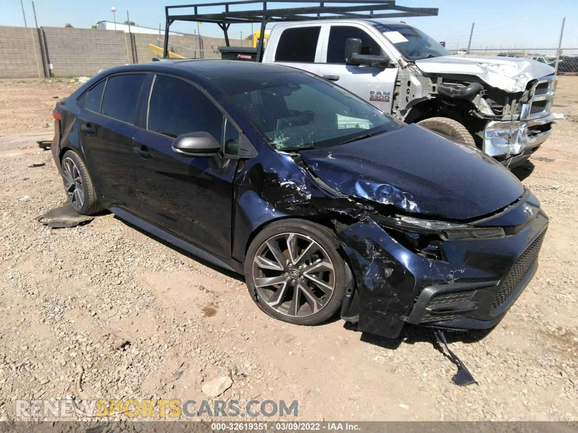 1 Photograph of a damaged car 5YFP4RCE7LP018231 TOYOTA COROLLA 2020
