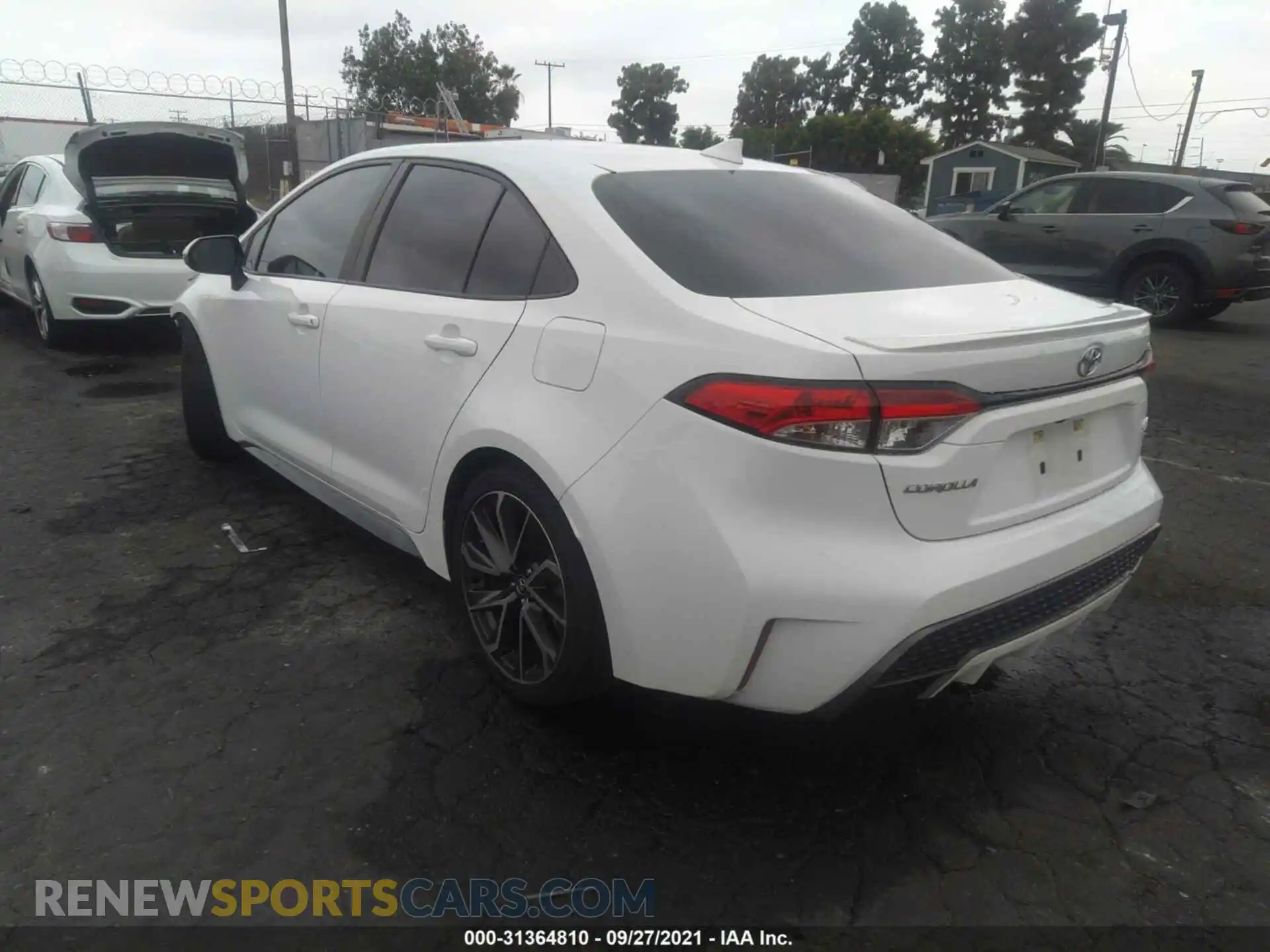 3 Photograph of a damaged car 5YFP4RCE9LP016920 TOYOTA COROLLA 2020