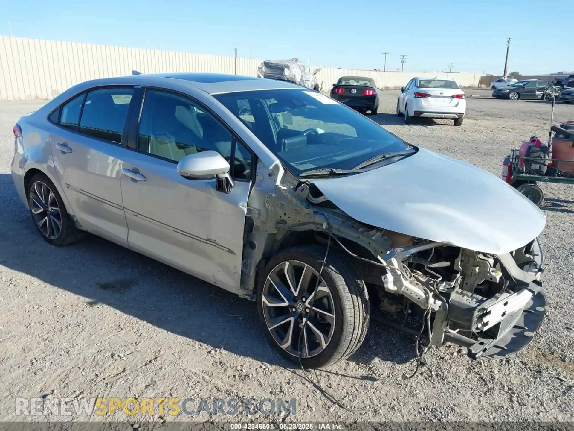 1 Photograph of a damaged car 5YFP4RCE9LP023947 TOYOTA COROLLA 2020