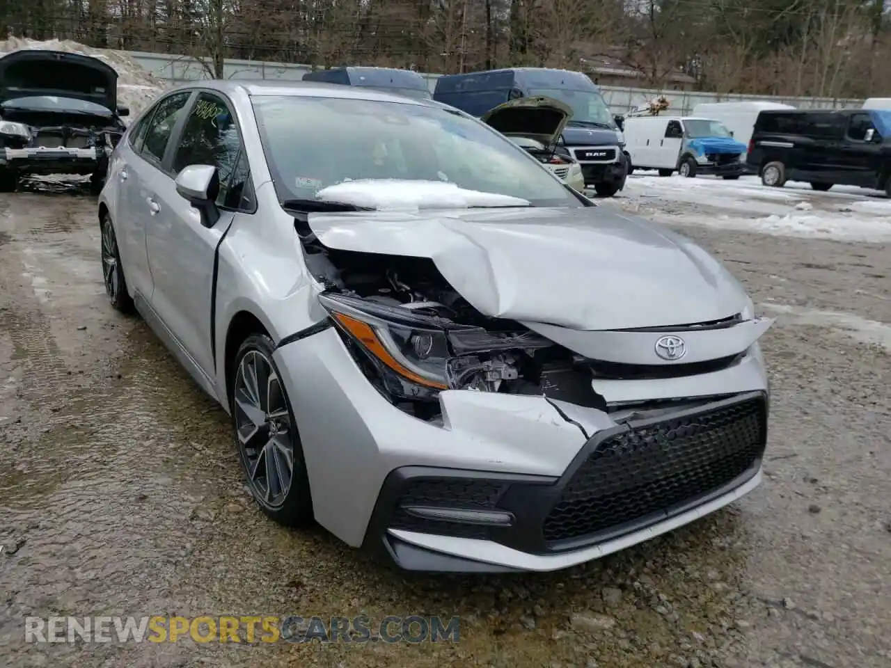 1 Photograph of a damaged car 5YFS4RCE0LP007940 TOYOTA COROLLA 2020