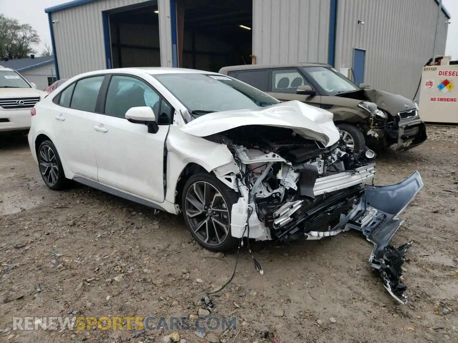 1 Photograph of a damaged car 5YFS4RCE0LP008313 TOYOTA COROLLA 2020