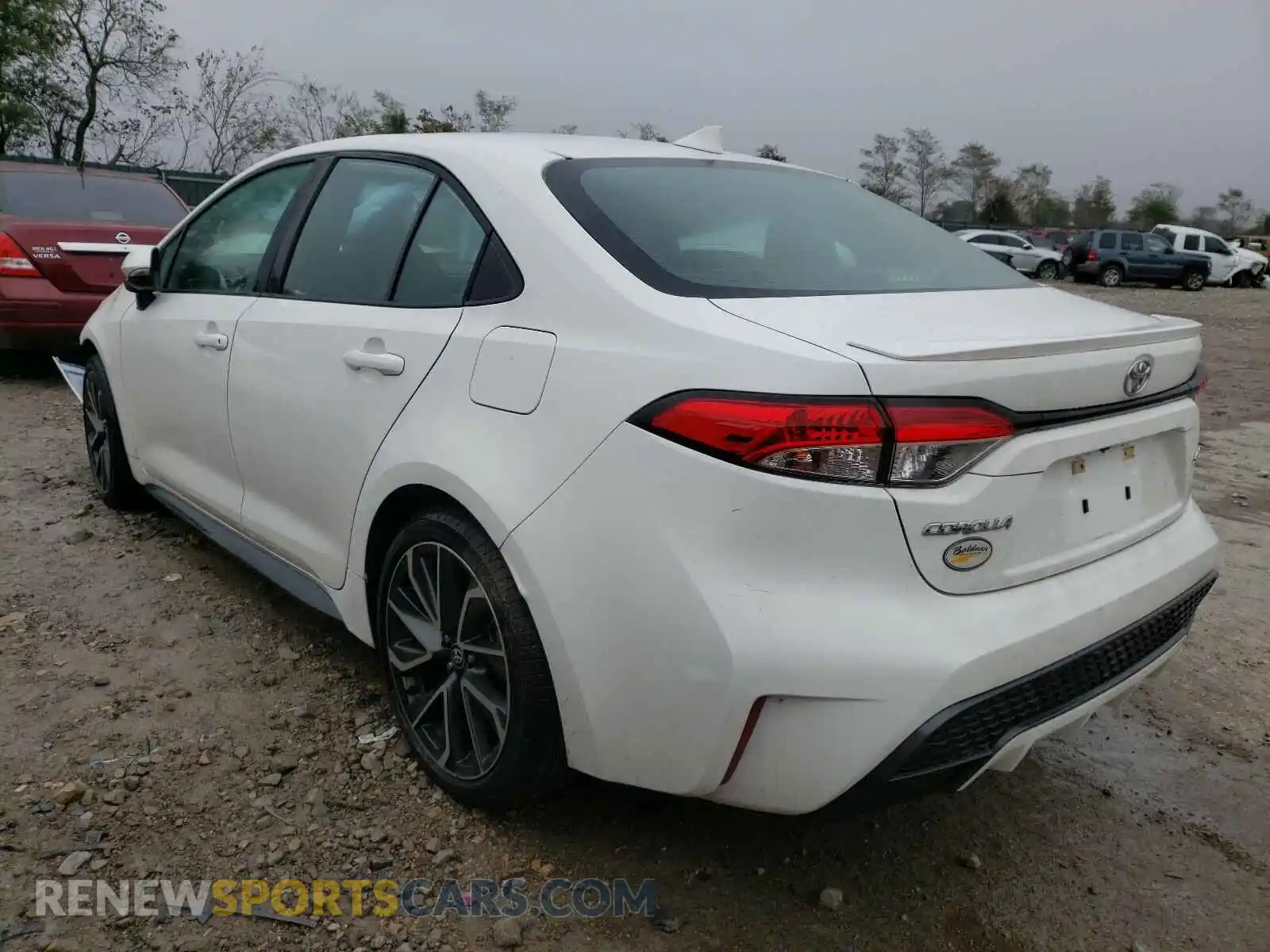 3 Photograph of a damaged car 5YFS4RCE0LP008313 TOYOTA COROLLA 2020