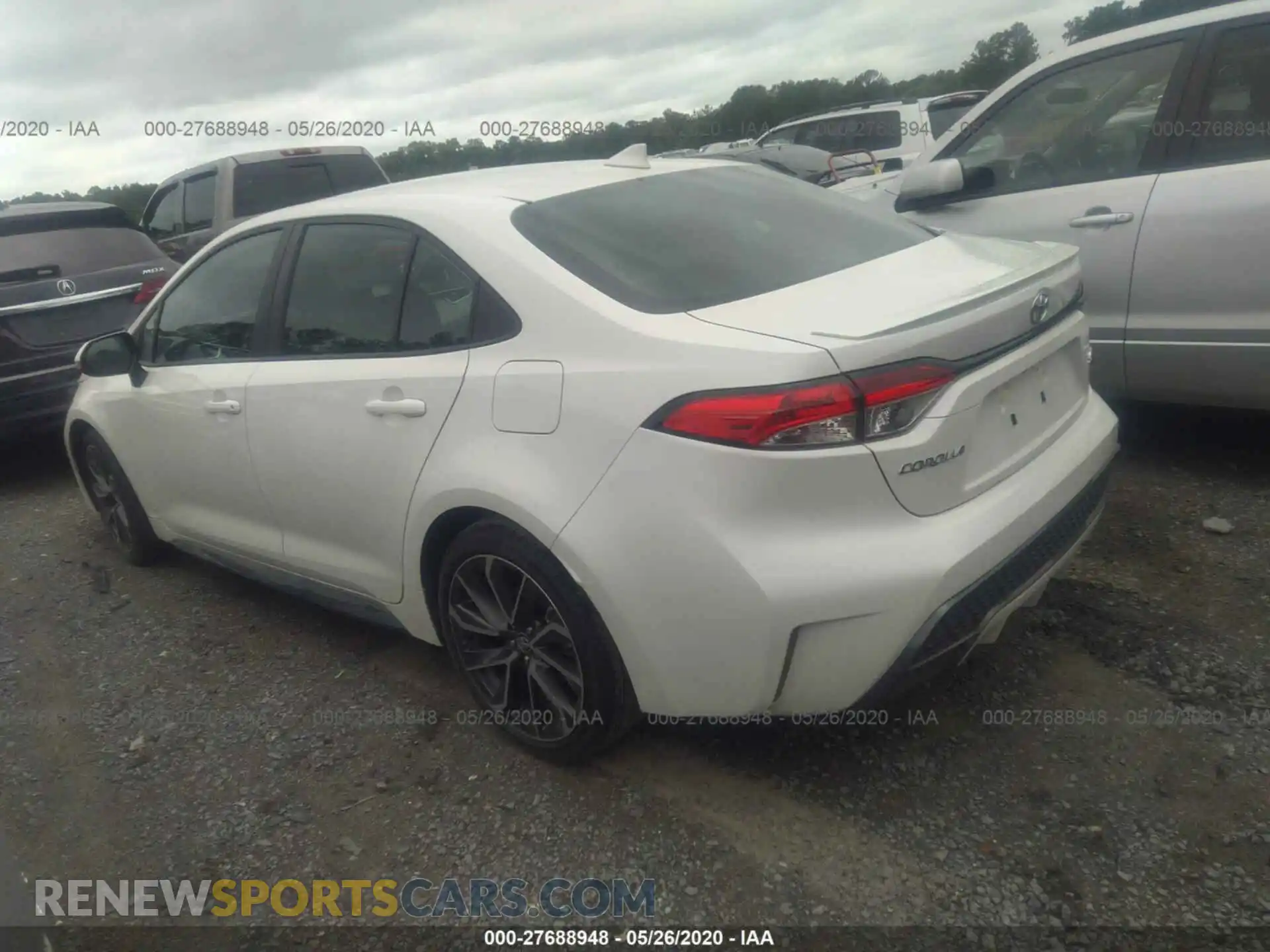 3 Photograph of a damaged car 5YFS4RCE0LP012684 TOYOTA COROLLA 2020
