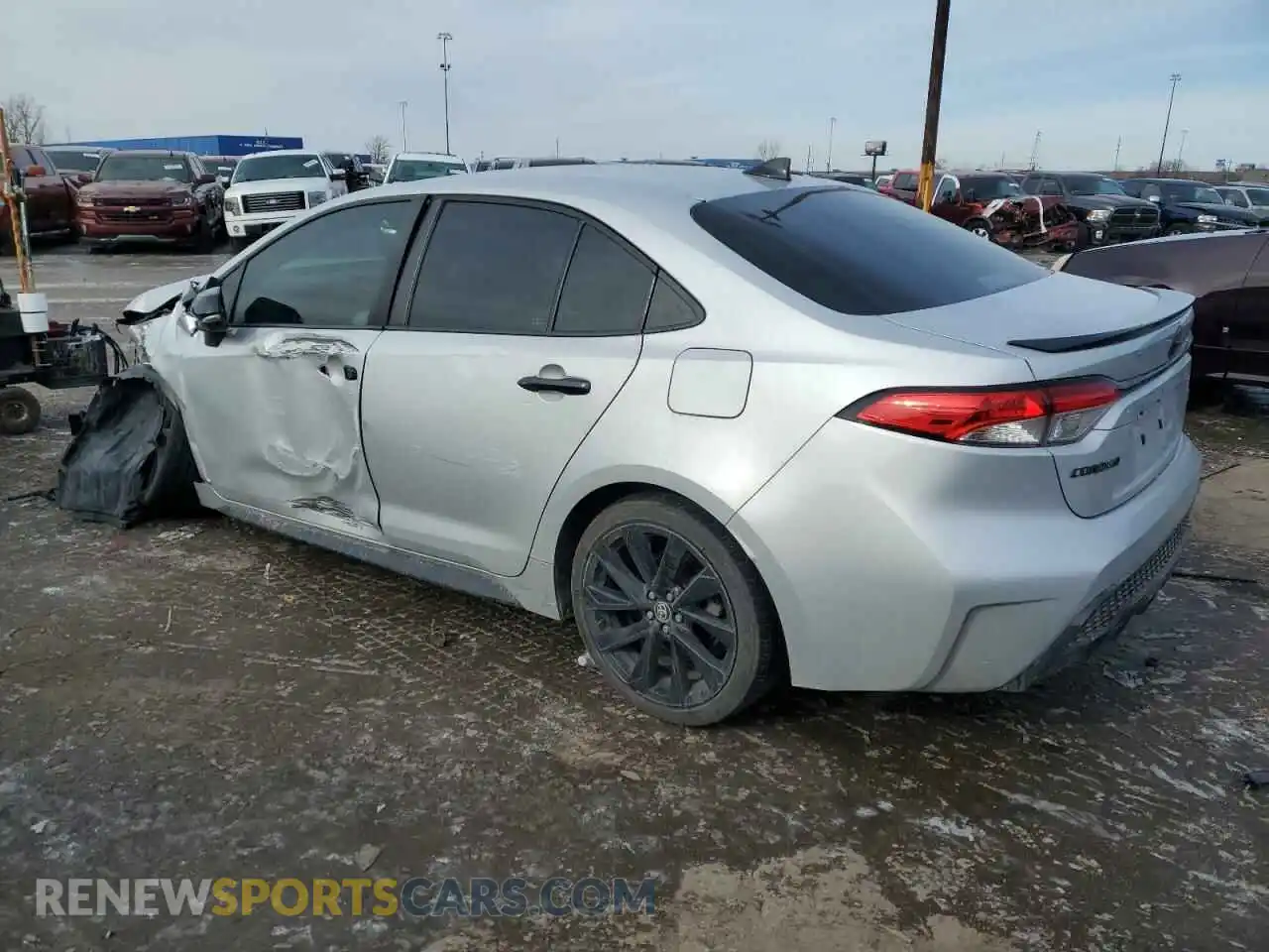 2 Photograph of a damaged car 5YFS4RCE0LP033261 TOYOTA COROLLA 2020