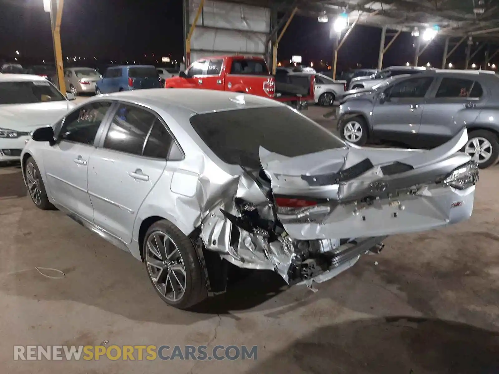 3 Photograph of a damaged car 5YFS4RCE0LP035530 TOYOTA COROLLA 2020