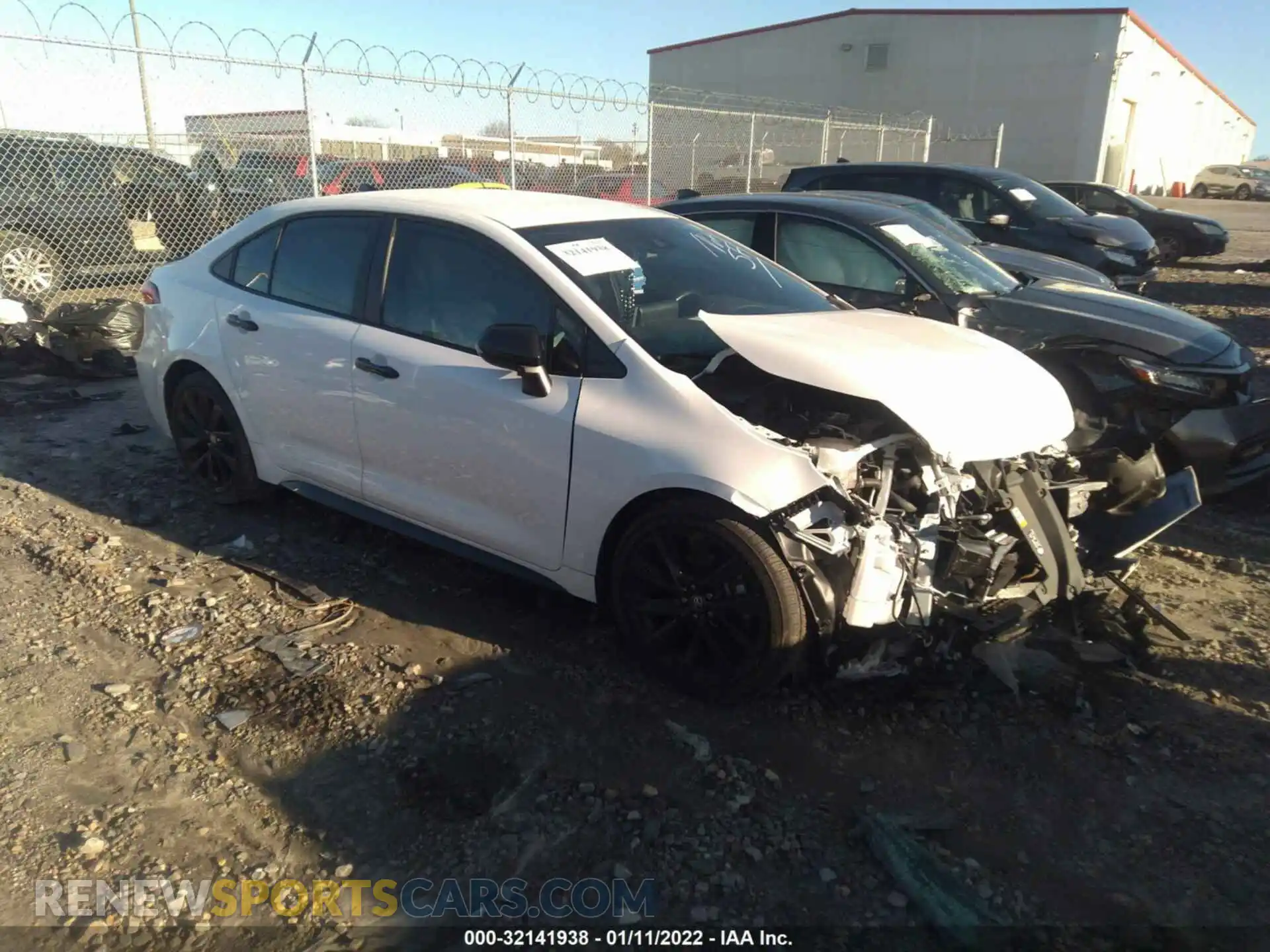 1 Photograph of a damaged car 5YFS4RCE0LP042056 TOYOTA COROLLA 2020