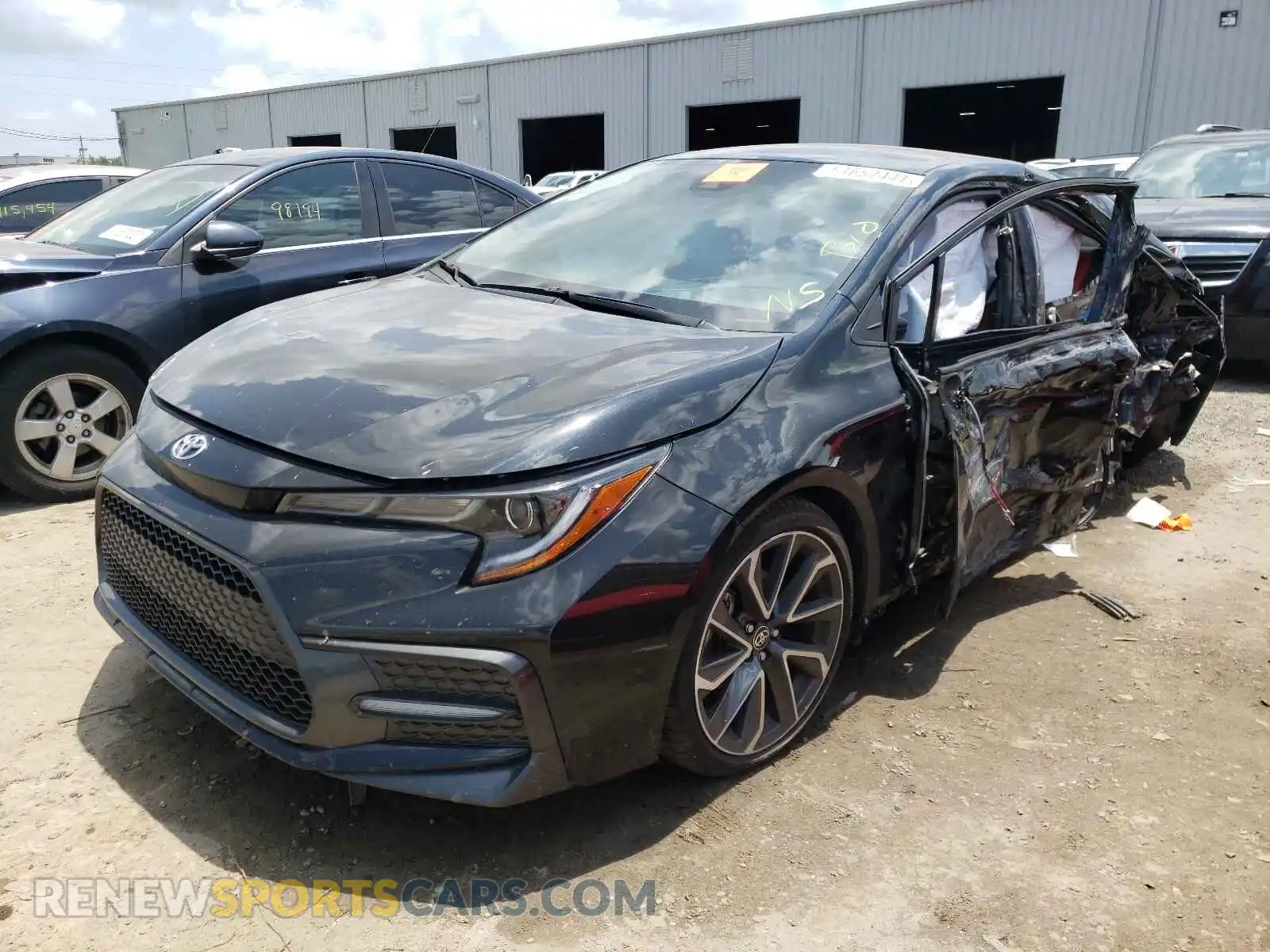 2 Photograph of a damaged car 5YFS4RCE0LP044535 TOYOTA COROLLA 2020