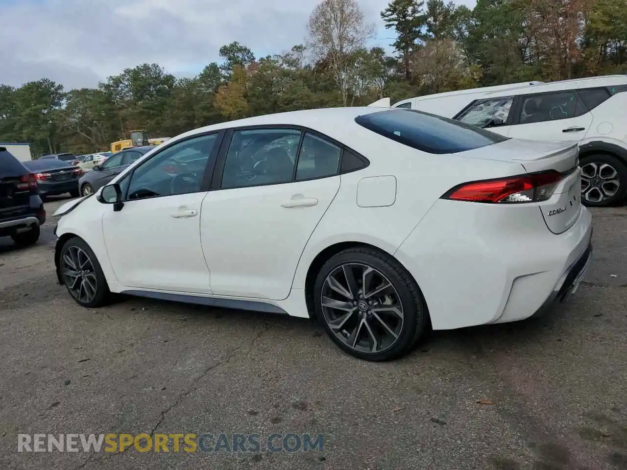 2 fotografías del automóvil dañado 5YFS4RCE0LP046835 TOYOTA COROLLA 2020
