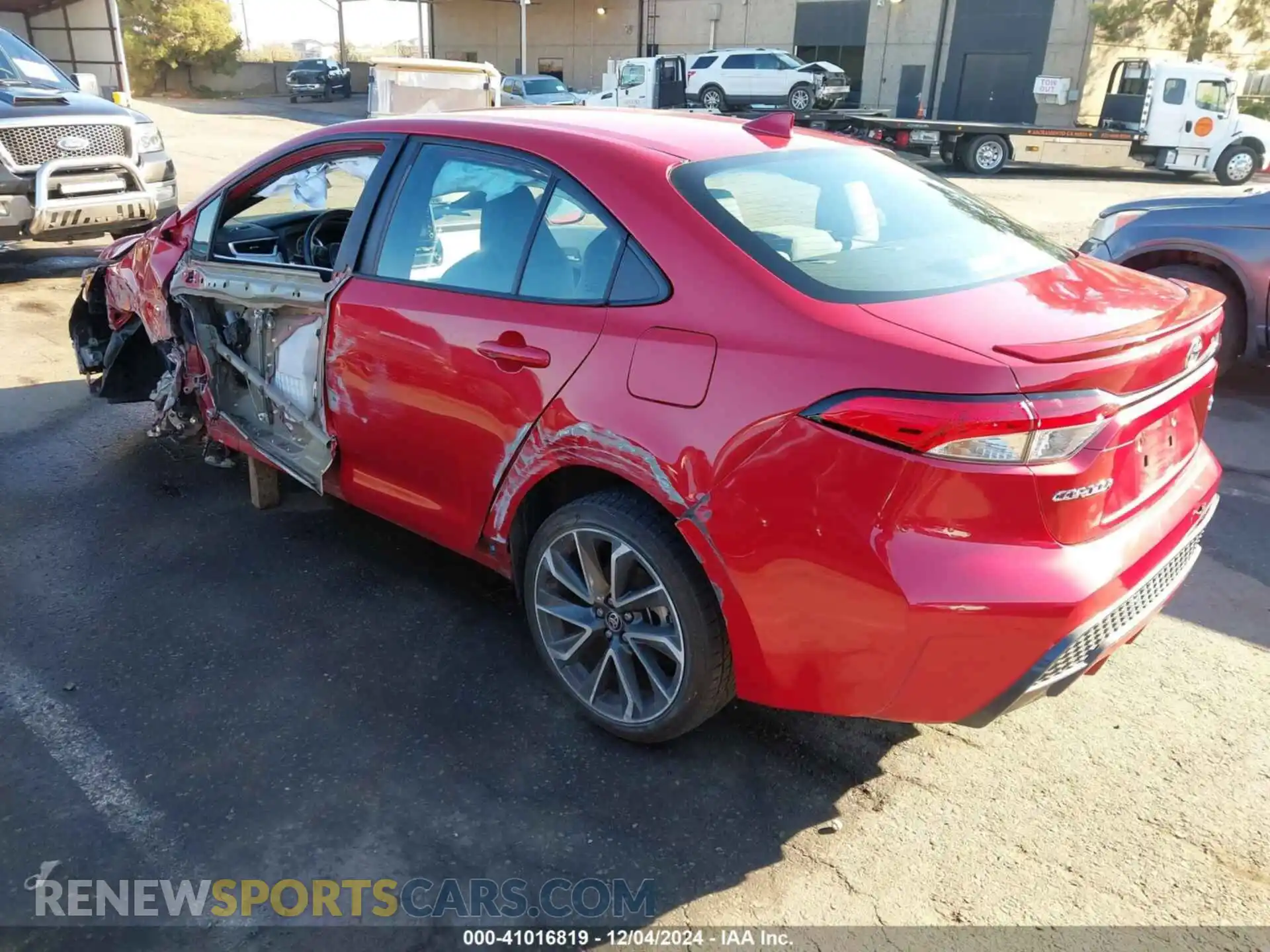 3 Photograph of a damaged car 5YFS4RCE0LP048990 TOYOTA COROLLA 2020