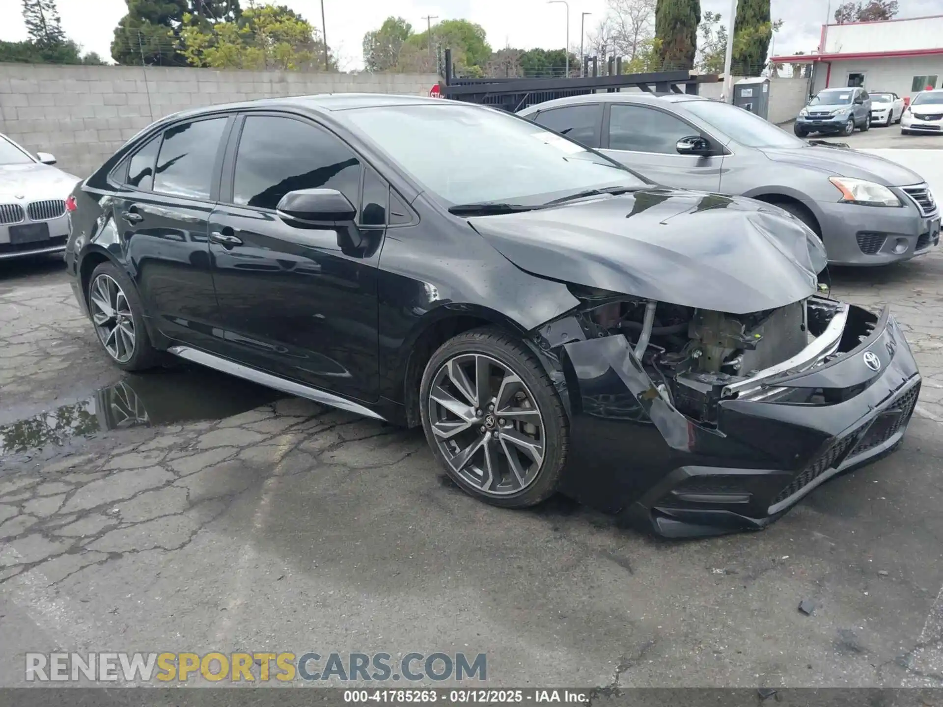 1 Photograph of a damaged car 5YFS4RCE0LP054465 TOYOTA COROLLA 2020