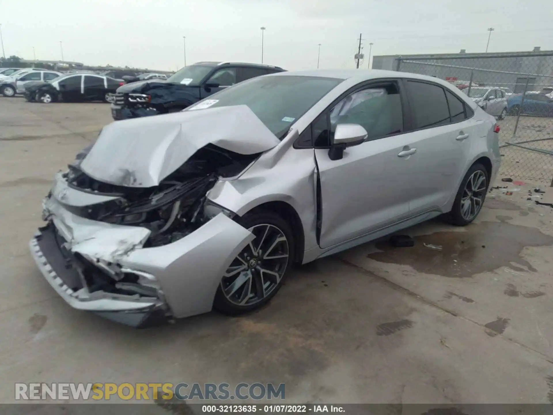 2 Photograph of a damaged car 5YFS4RCE0LP055356 TOYOTA COROLLA 2020