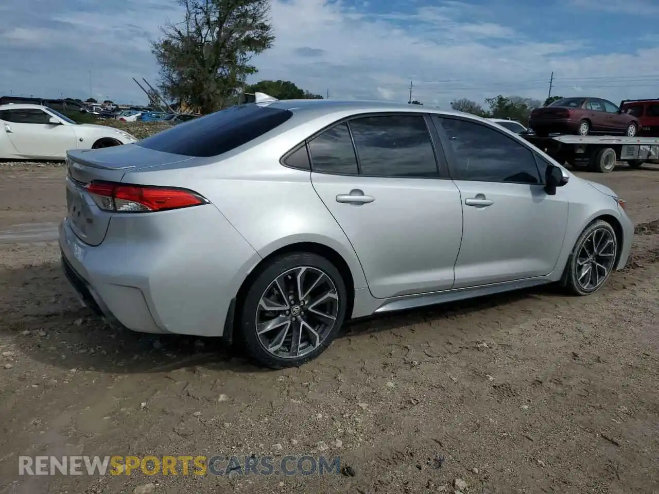 3 Photograph of a damaged car 5YFS4RCE1LP007798 TOYOTA COROLLA 2020