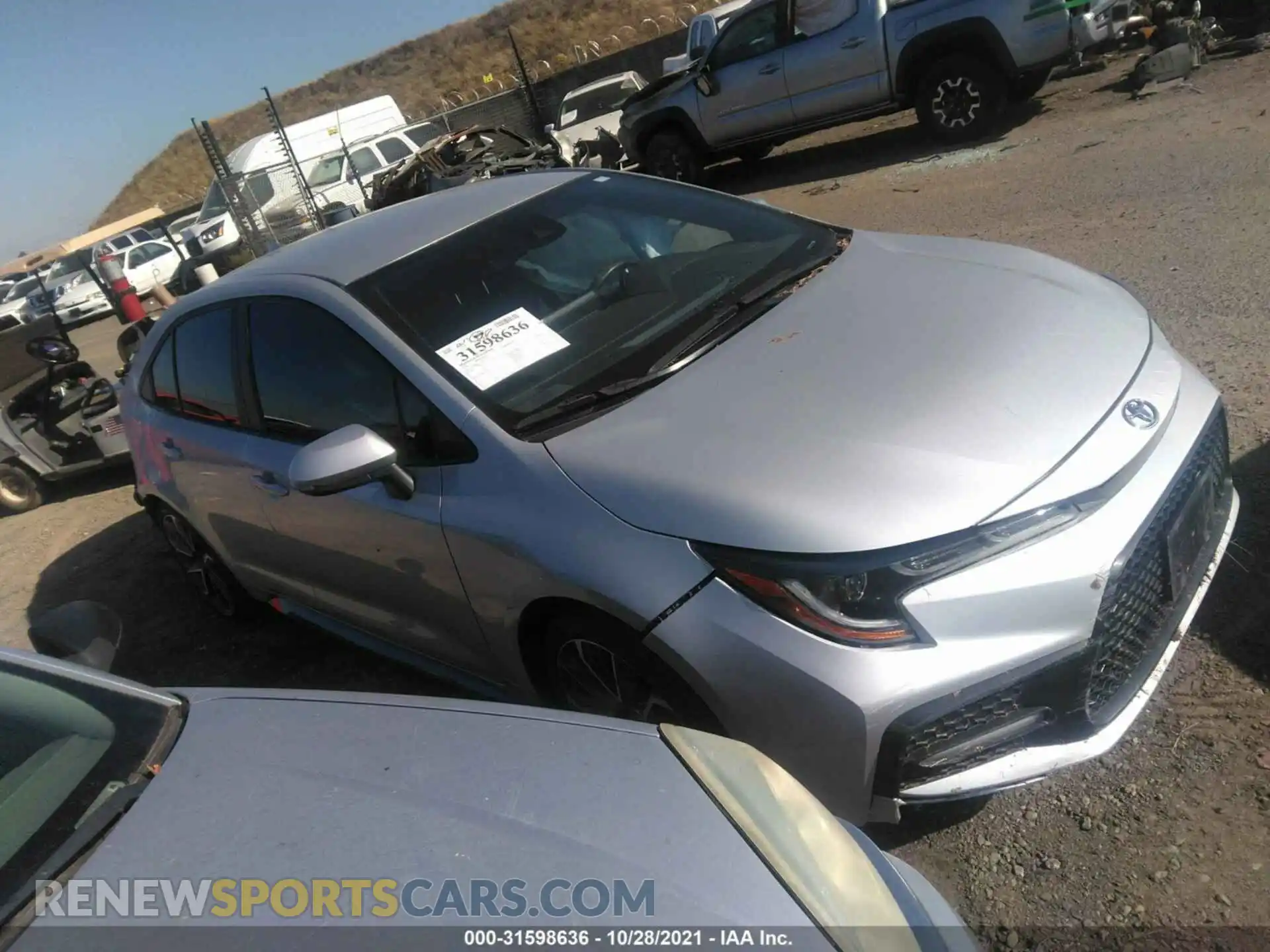 1 Photograph of a damaged car 5YFS4RCE1LP015173 TOYOTA COROLLA 2020