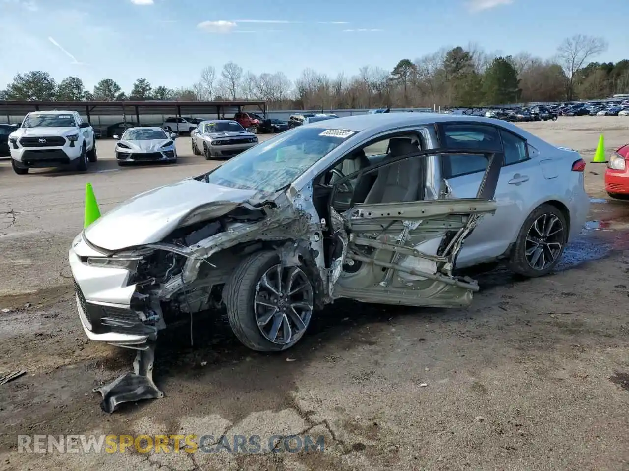 1 Photograph of a damaged car 5YFS4RCE1LP015786 TOYOTA COROLLA 2020