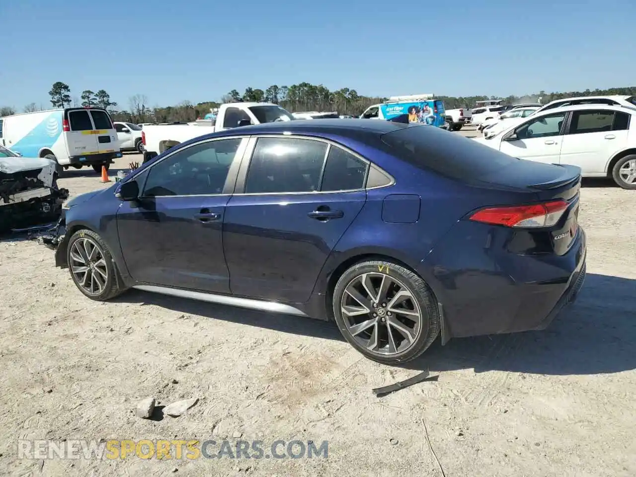 2 Photograph of a damaged car 5YFS4RCE1LP025976 TOYOTA COROLLA 2020