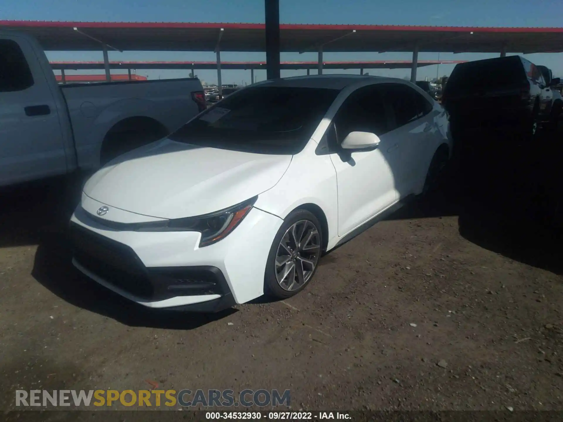 2 Photograph of a damaged car 5YFS4RCE1LP026819 TOYOTA COROLLA 2020
