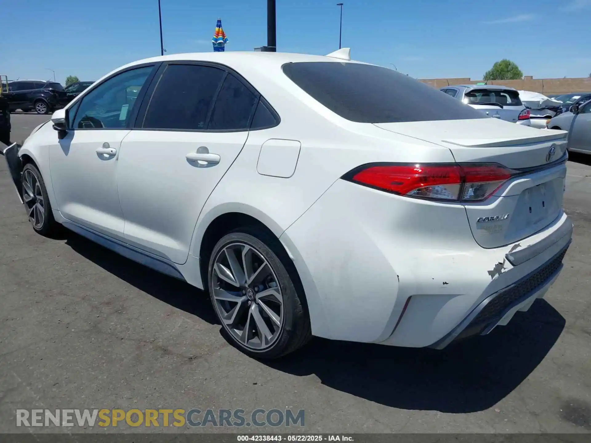 3 Photograph of a damaged car 5YFS4RCE1LP027419 TOYOTA COROLLA 2020