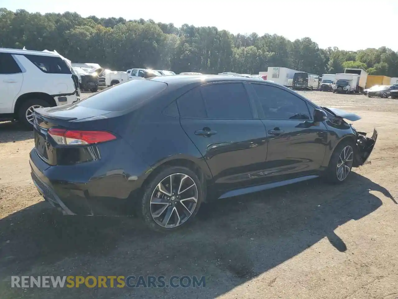3 Photograph of a damaged car 5YFS4RCE1LP030627 TOYOTA COROLLA 2020
