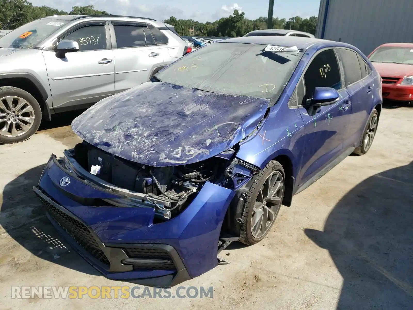 2 Photograph of a damaged car 5YFS4RCE1LP039232 TOYOTA COROLLA 2020