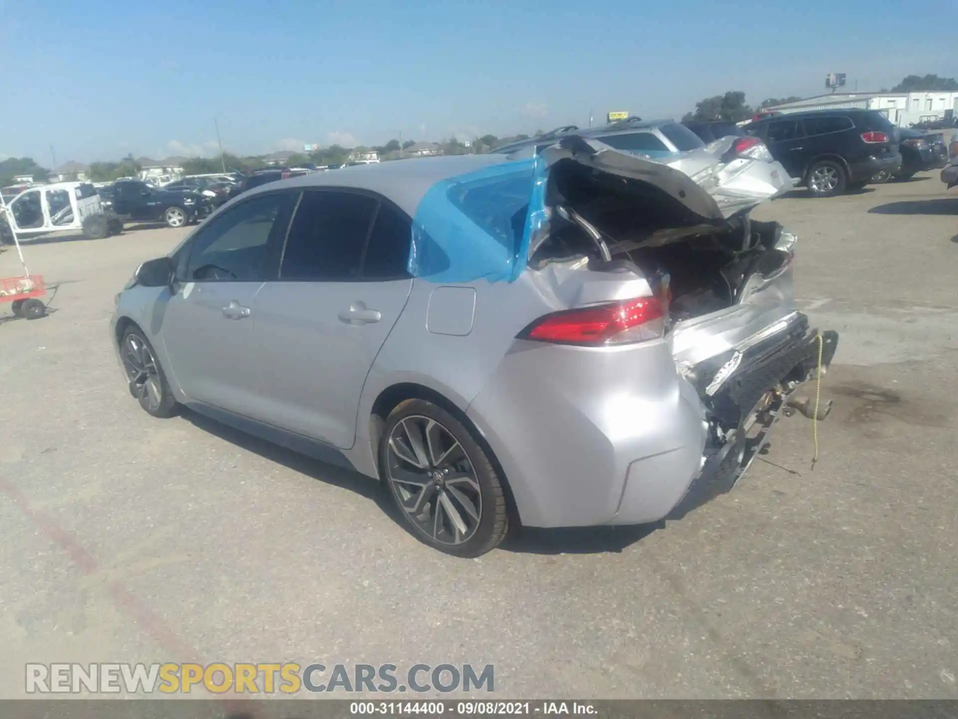 3 Photograph of a damaged car 5YFS4RCE1LP042048 TOYOTA COROLLA 2020