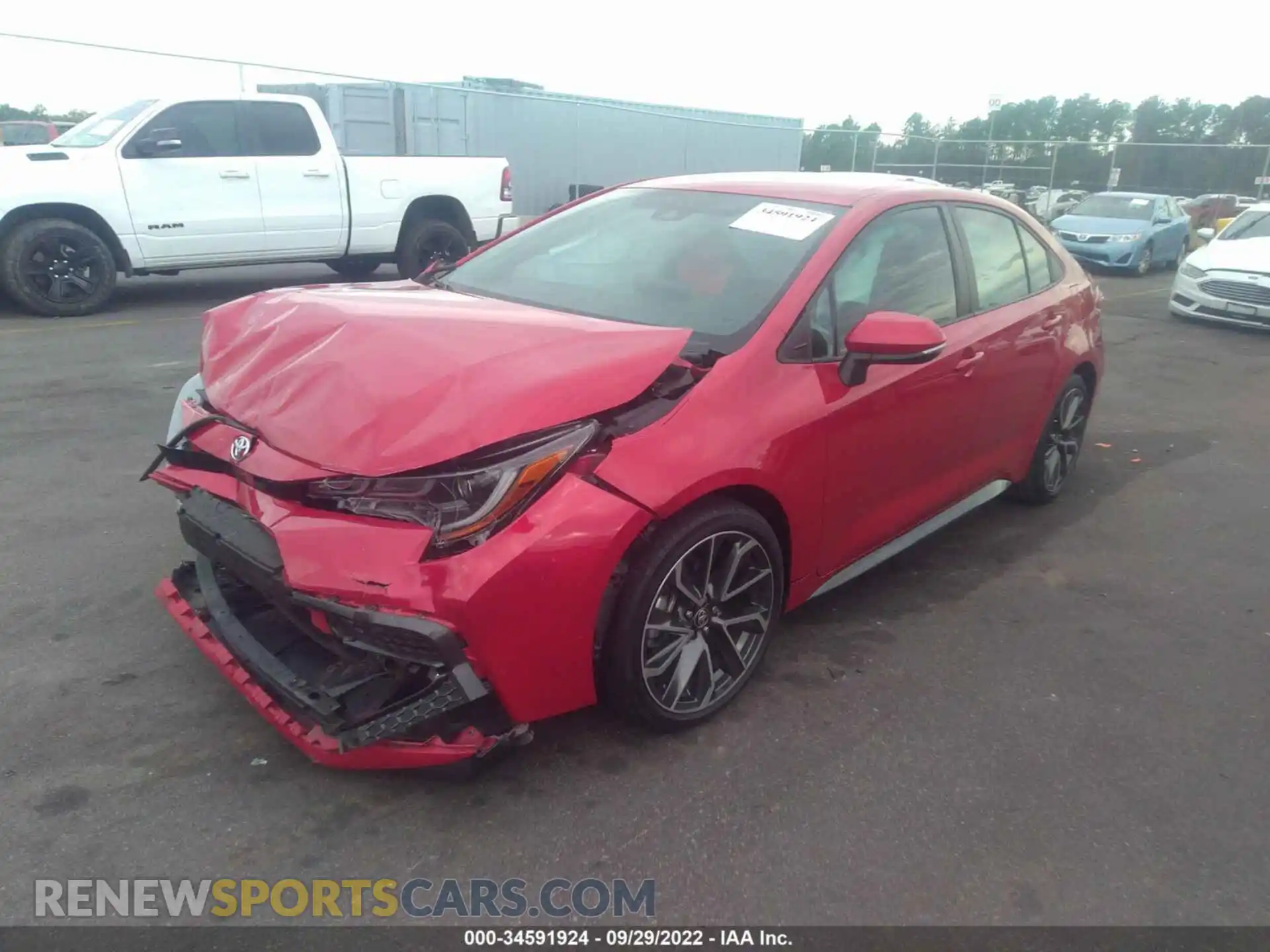 2 Photograph of a damaged car 5YFS4RCE2LP013674 TOYOTA COROLLA 2020