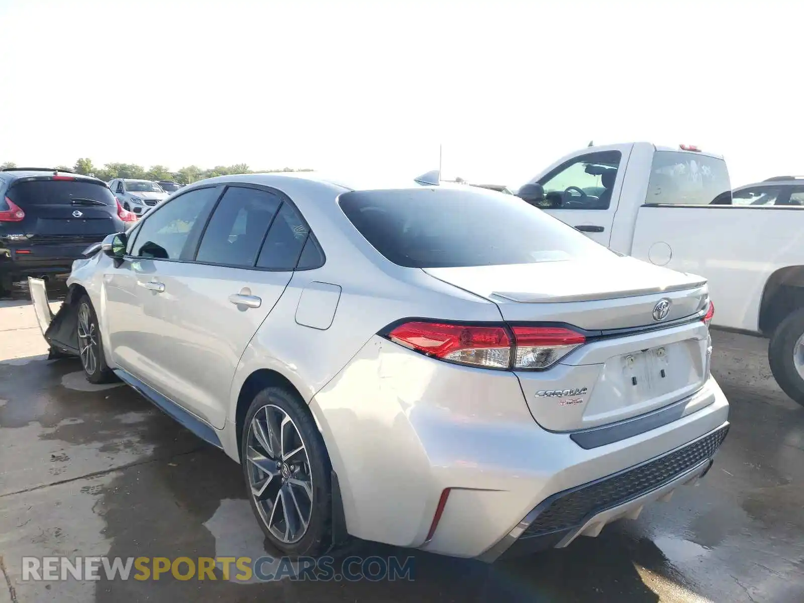 3 Photograph of a damaged car 5YFS4RCE2LP022942 TOYOTA COROLLA 2020