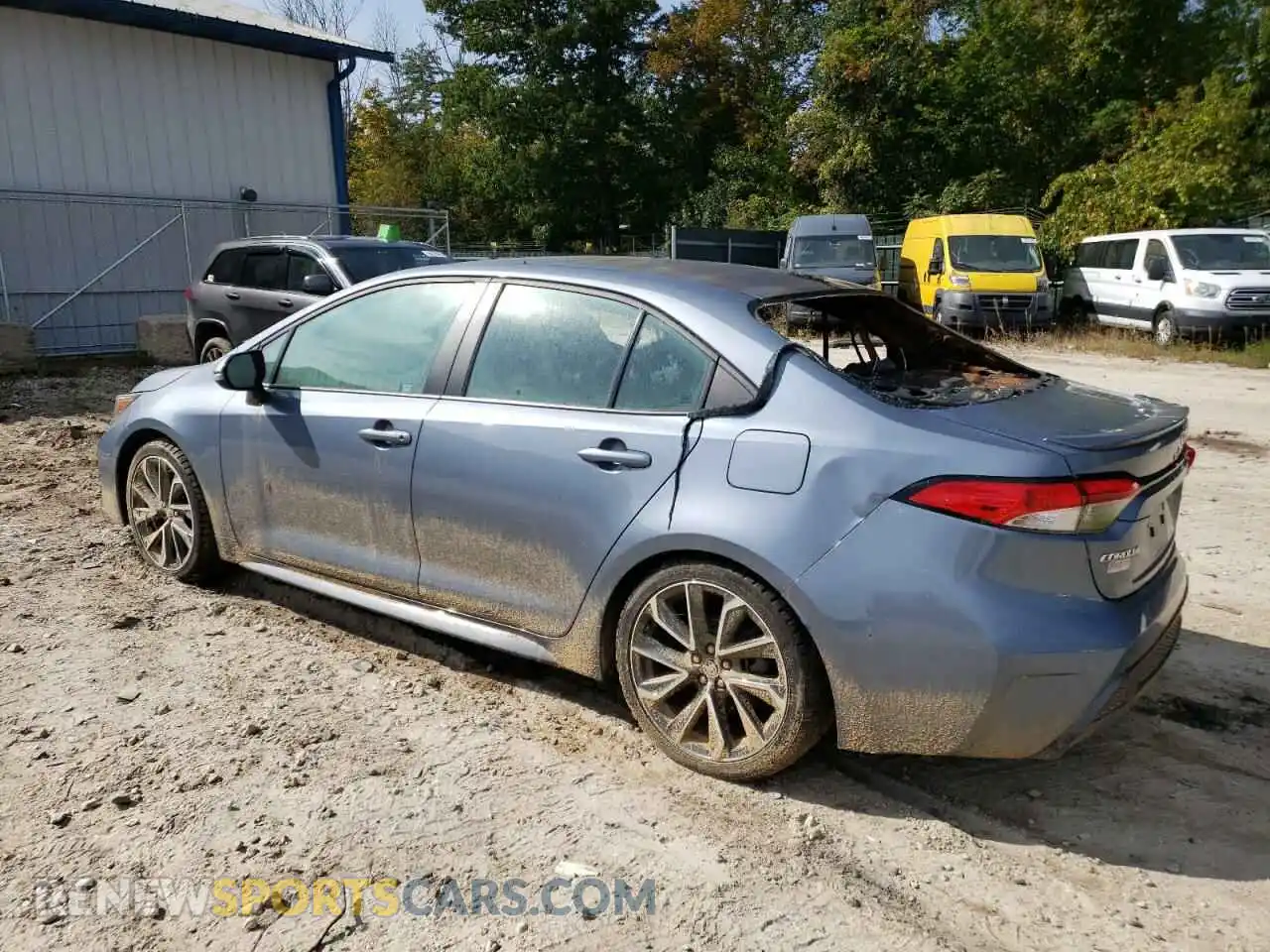 2 Photograph of a damaged car 5YFS4RCE2LP024352 TOYOTA COROLLA 2020