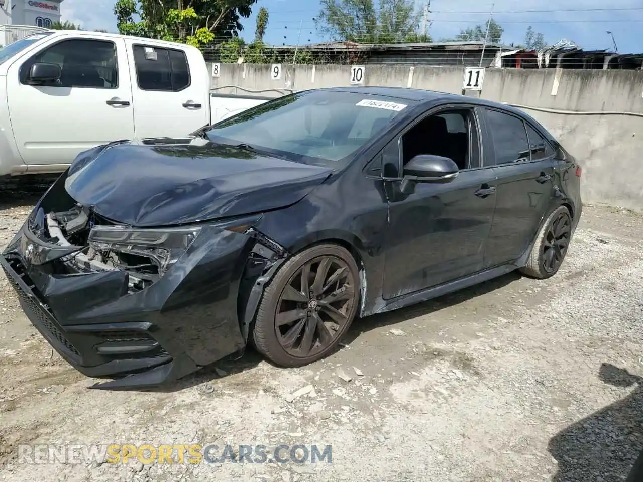 1 Photograph of a damaged car 5YFS4RCE2LP035870 TOYOTA COROLLA 2020