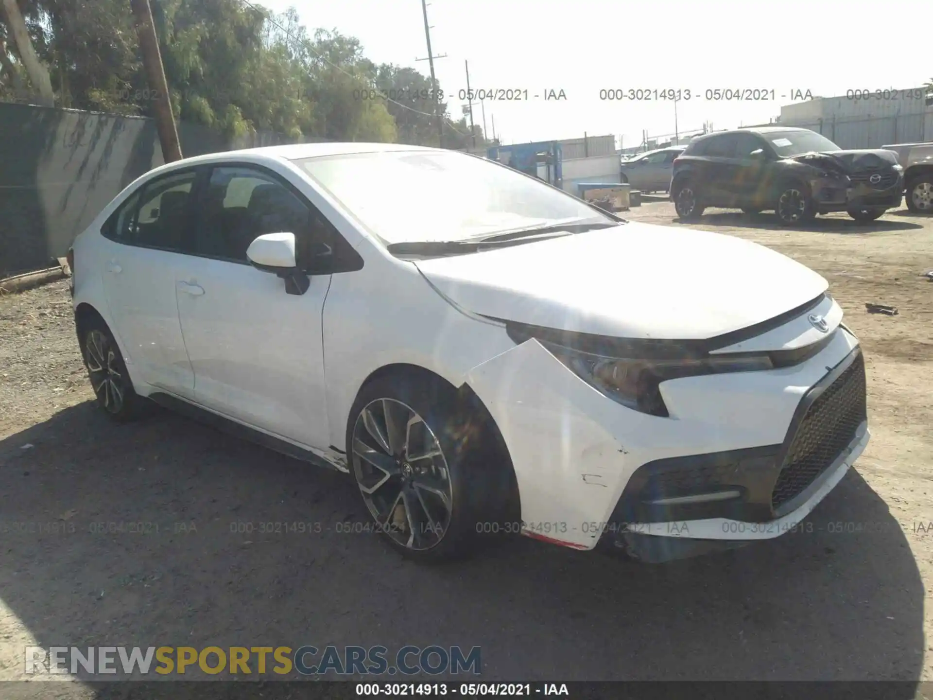 1 Photograph of a damaged car 5YFS4RCE2LP039417 TOYOTA COROLLA 2020