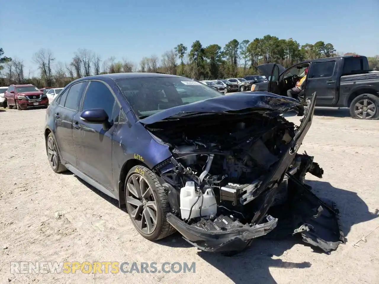 1 Photograph of a damaged car 5YFS4RCE2LP044522 TOYOTA COROLLA 2020