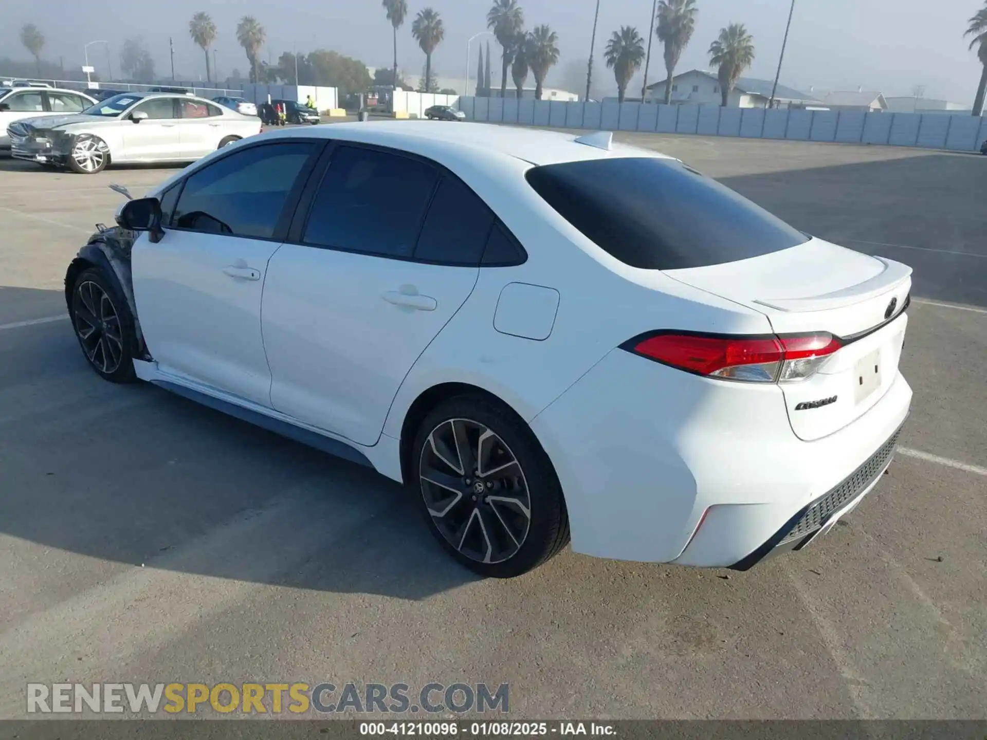 3 Photograph of a damaged car 5YFS4RCE2LP048487 TOYOTA COROLLA 2020