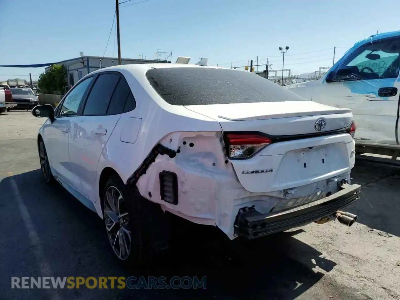 3 fotografías del automóvil dañado 5YFS4RCE2LP049607 TOYOTA COROLLA 2020
