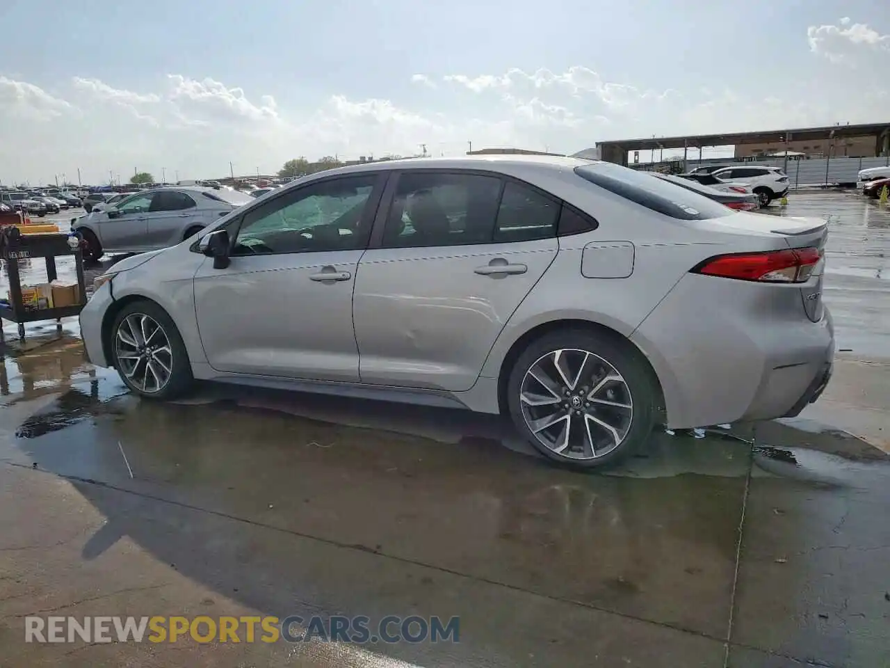 2 Photograph of a damaged car 5YFS4RCE2LP052586 TOYOTA COROLLA 2020