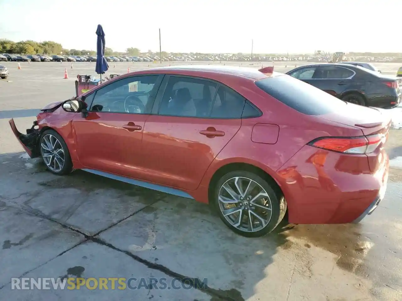 2 Photograph of a damaged car 5YFS4RCE3LP015014 TOYOTA COROLLA 2020