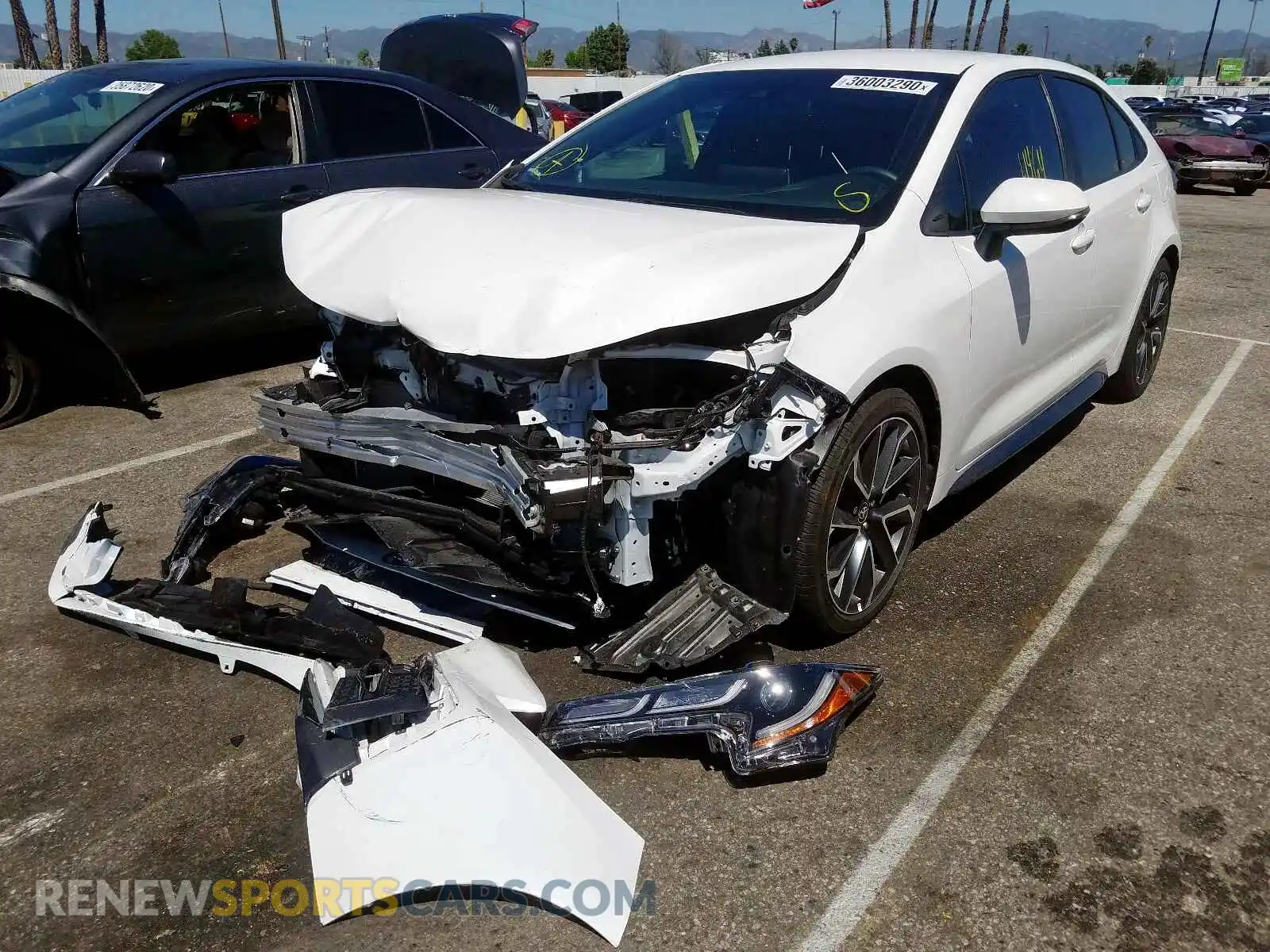 2 Photograph of a damaged car 5YFS4RCE3LP015336 TOYOTA COROLLA 2020