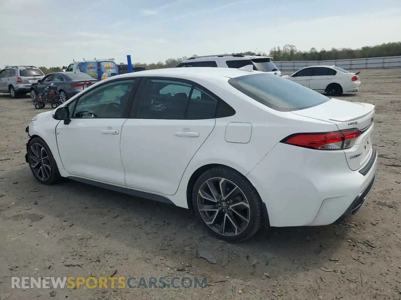 2 Photograph of a damaged car 5YFS4RCE3LP017684 TOYOTA COROLLA 2020