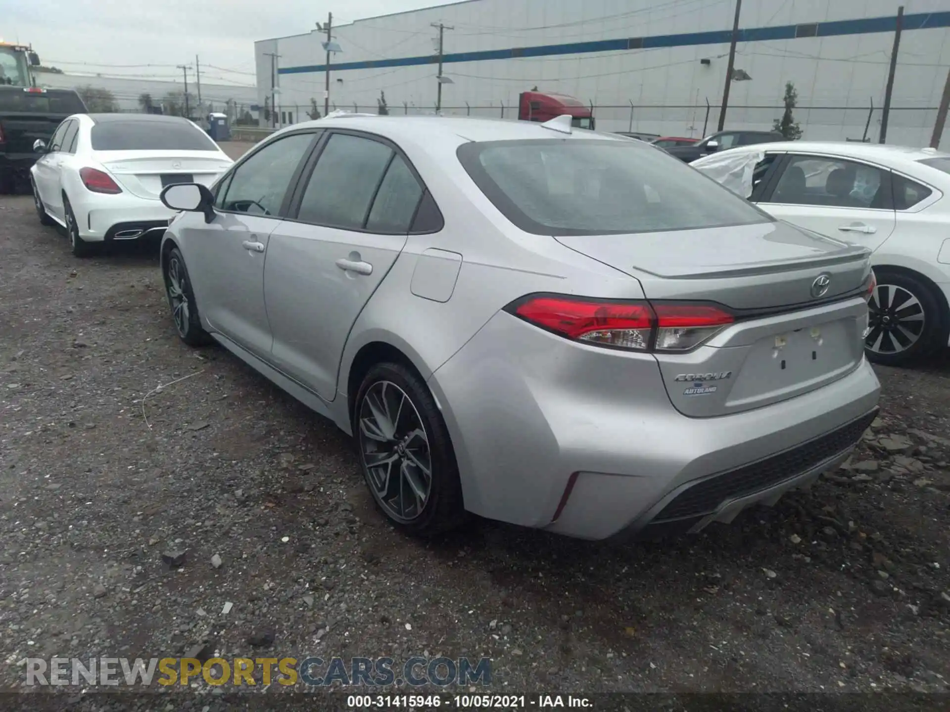 3 Photograph of a damaged car 5YFS4RCE3LP028412 TOYOTA COROLLA 2020