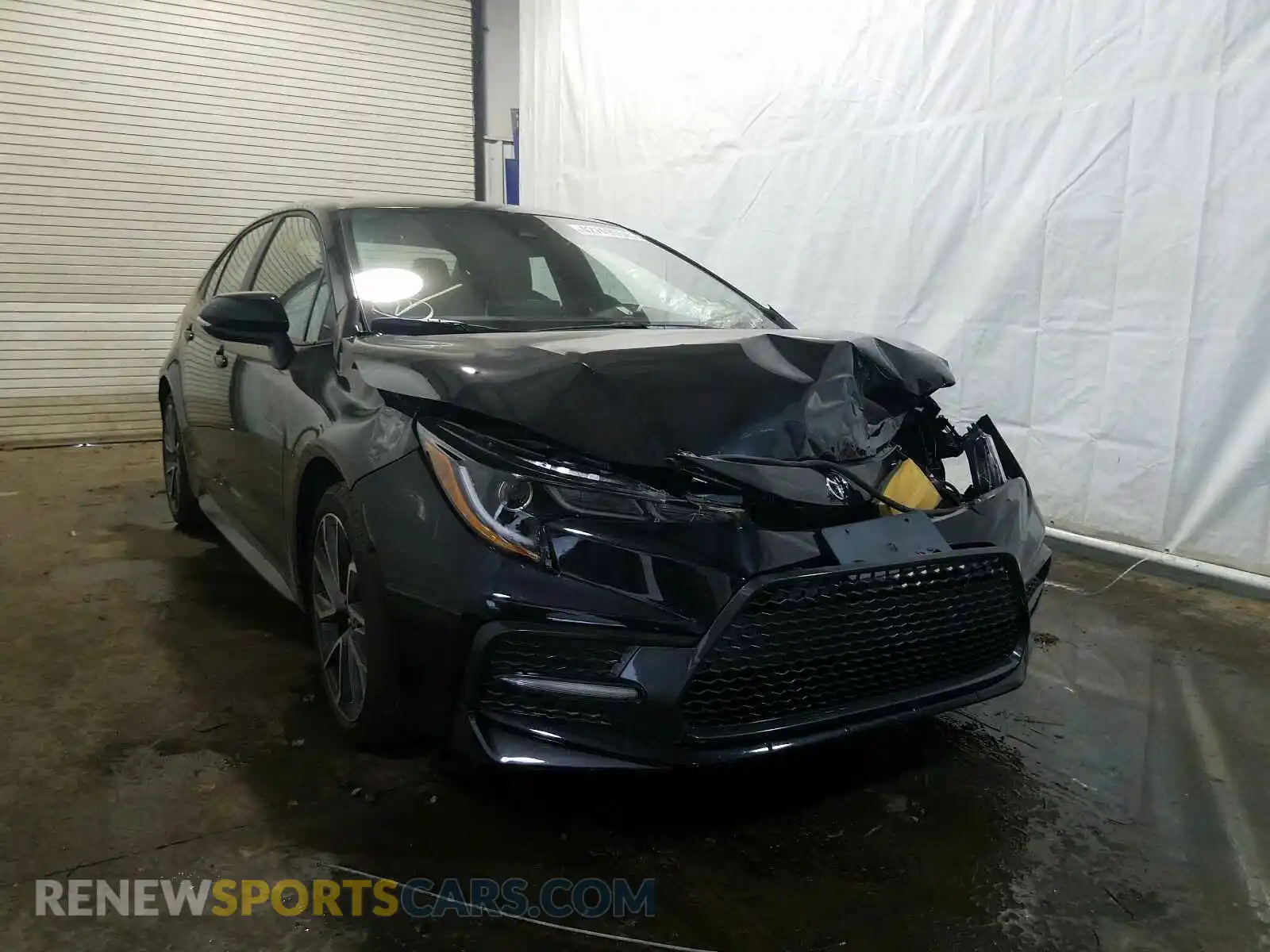 1 Photograph of a damaged car 5YFS4RCE3LP041418 TOYOTA COROLLA 2020