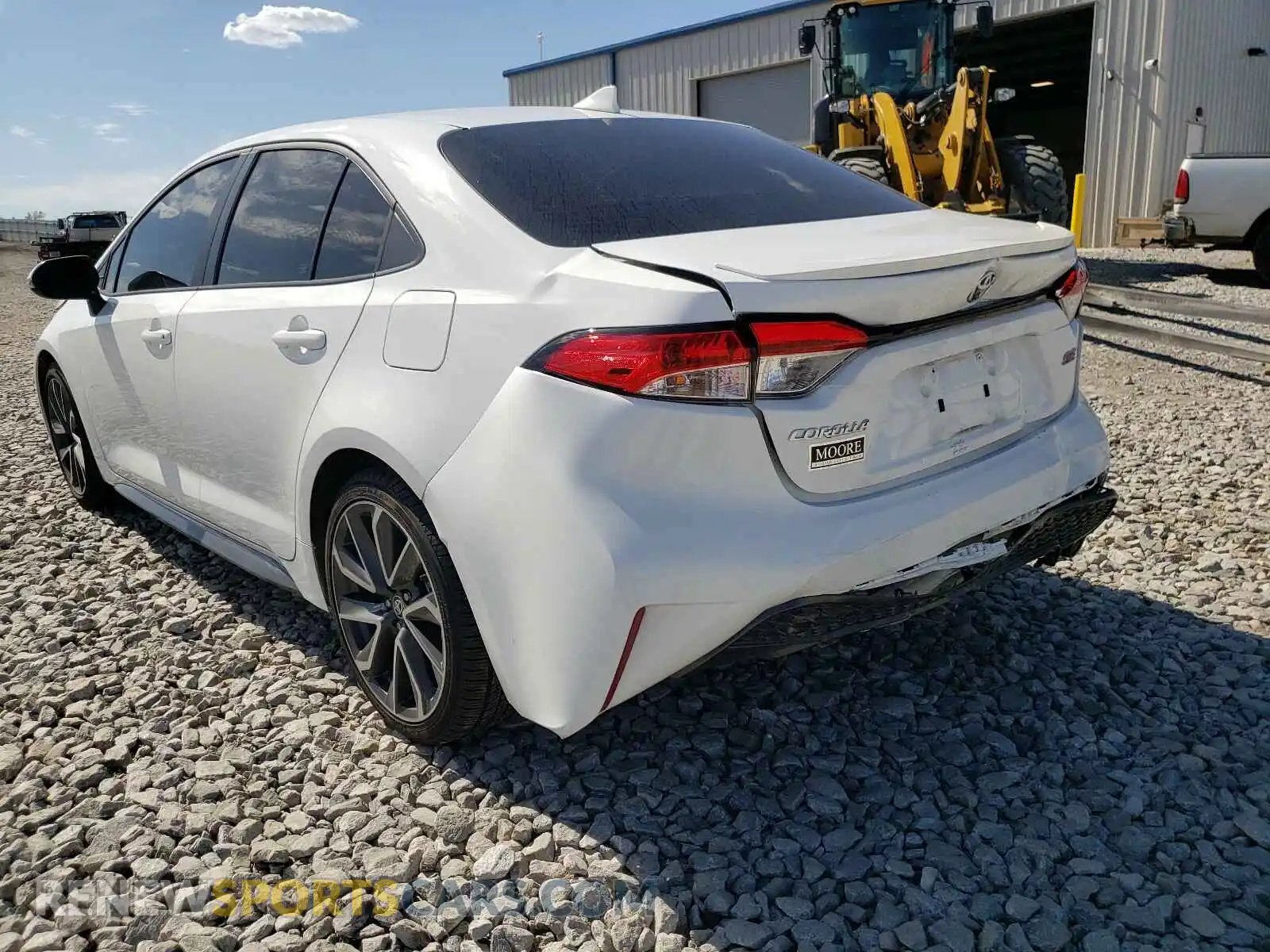3 Photograph of a damaged car 5YFS4RCE3LP042553 TOYOTA COROLLA 2020