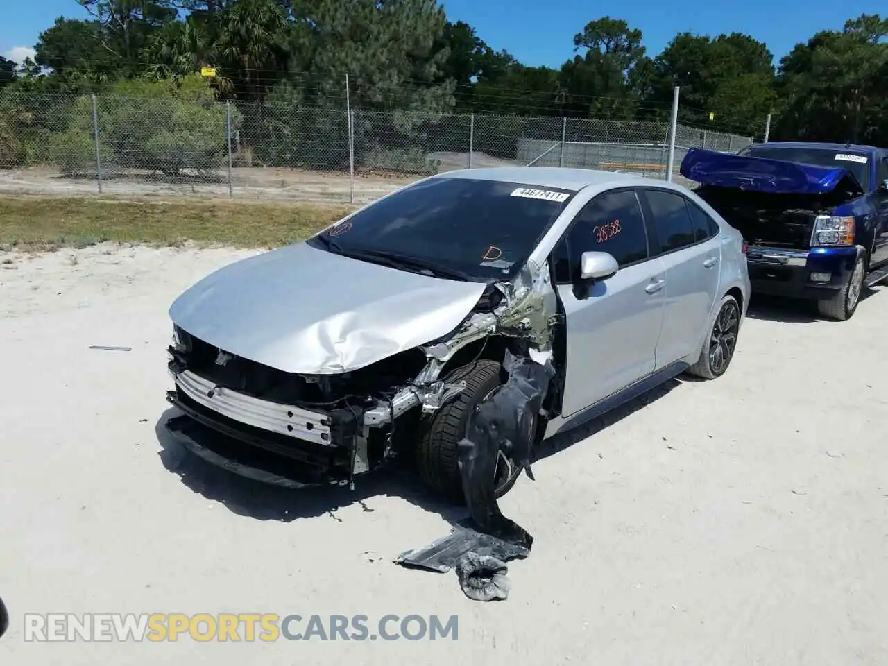 2 Photograph of a damaged car 5YFS4RCE3LP043198 TOYOTA COROLLA 2020