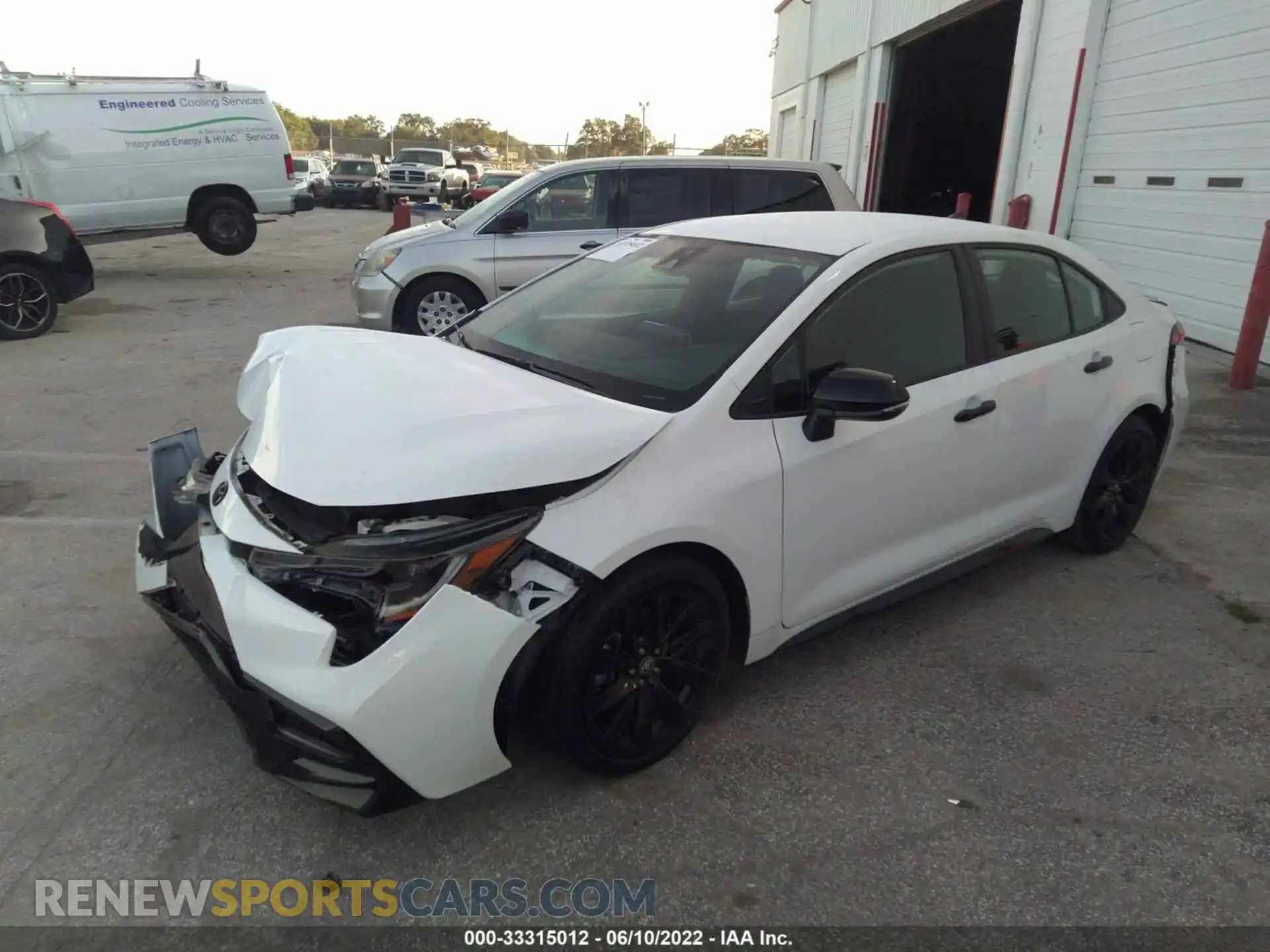 2 fotografías del automóvil dañado 5YFS4RCE3LP046845 TOYOTA COROLLA 2020