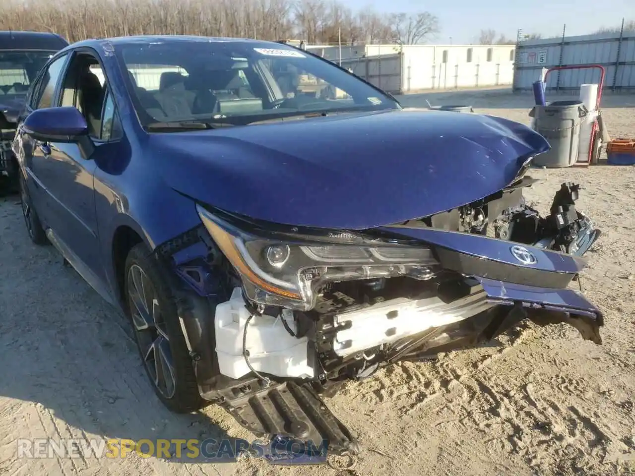 1 Photograph of a damaged car 5YFS4RCE3LP047459 TOYOTA COROLLA 2020