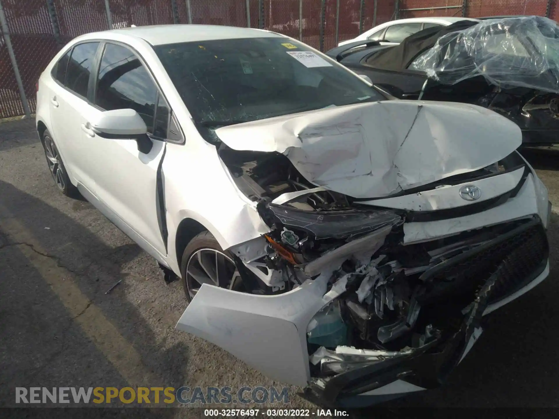 1 Photograph of a damaged car 5YFS4RCE3LP048899 TOYOTA COROLLA 2020