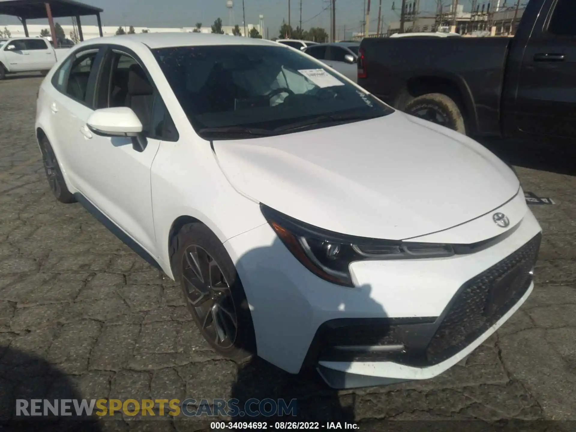 1 Photograph of a damaged car 5YFS4RCE3LP050636 TOYOTA COROLLA 2020