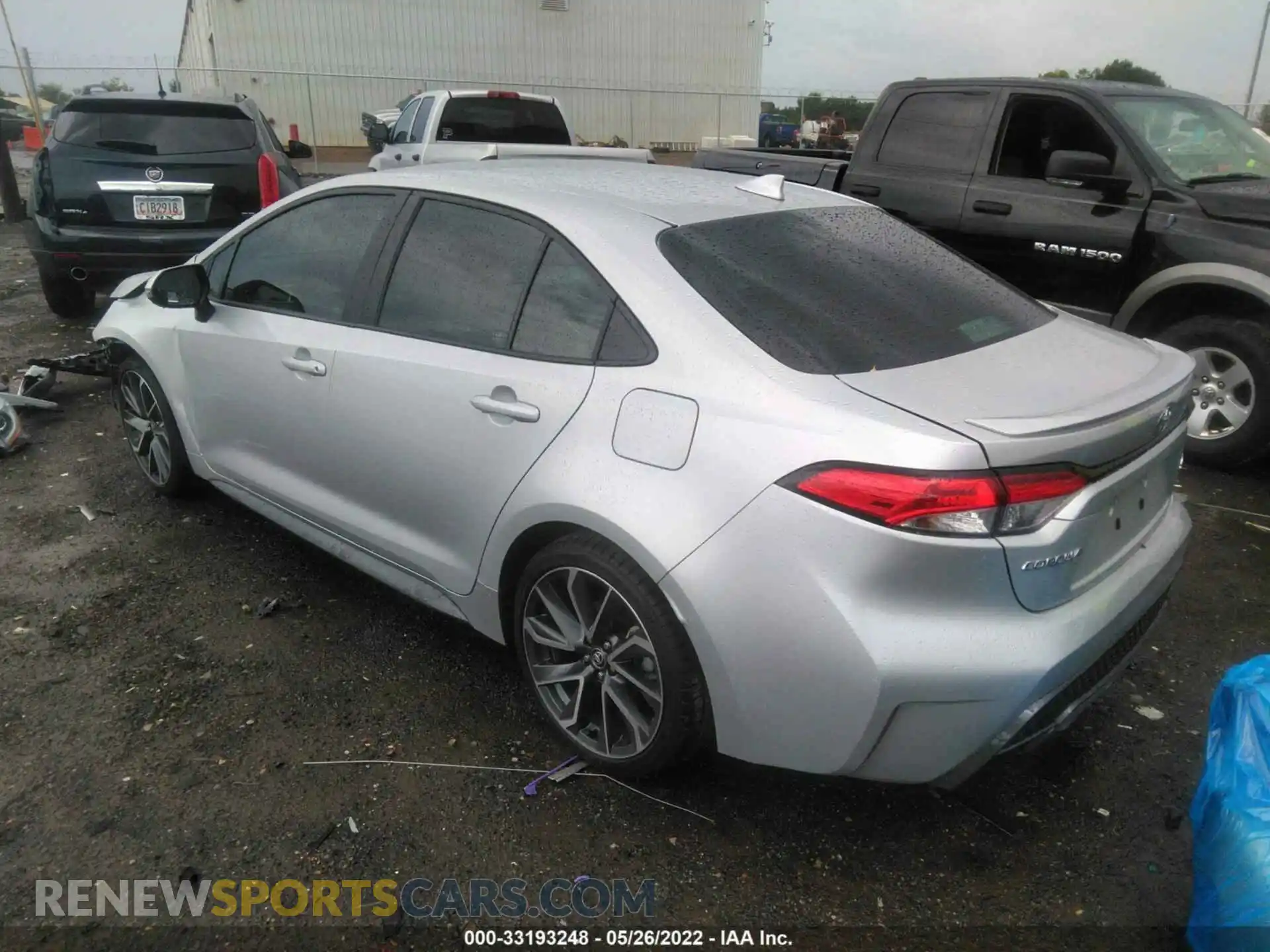 3 fotografías del automóvil dañado 5YFS4RCE3LP052791 TOYOTA COROLLA 2020
