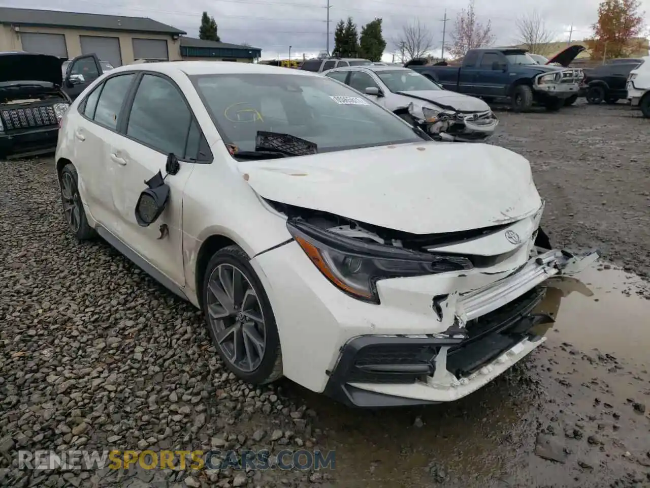 1 Photograph of a damaged car 5YFS4RCE3LP053147 TOYOTA COROLLA 2020