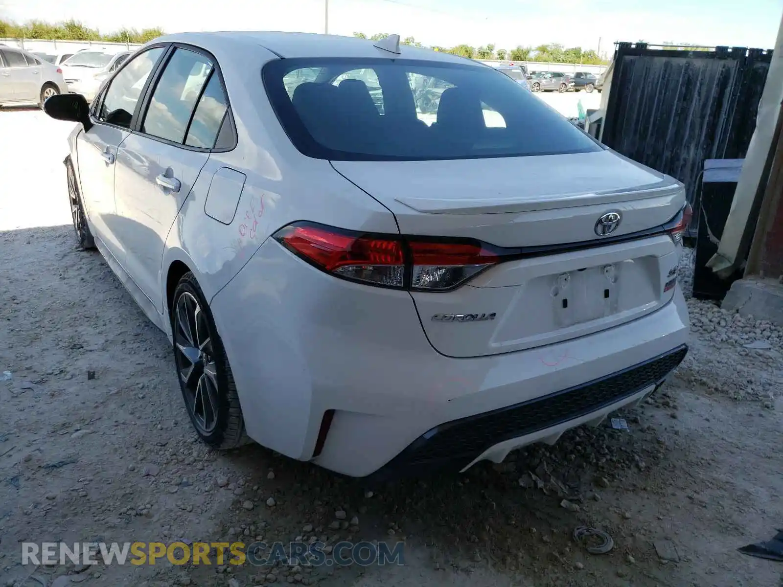 3 Photograph of a damaged car 5YFS4RCE3LP053942 TOYOTA COROLLA 2020