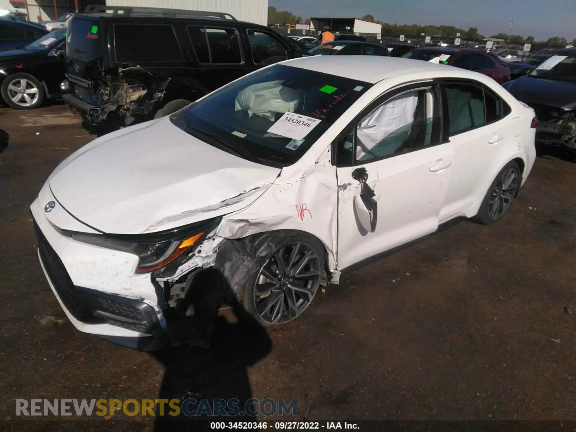 2 Photograph of a damaged car 5YFS4RCE4LP007388 TOYOTA COROLLA 2020